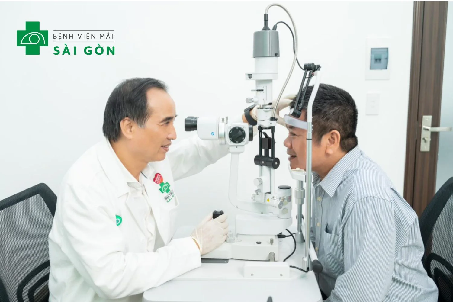 Khi nào nên phẫu thuật đục thủy tinh thể?